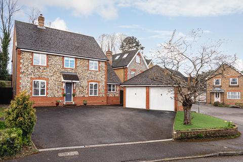 39 Osier Way, Banstead, SM7 1LL