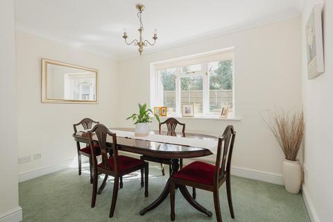 39 Osier Way, Banstead, SM7 1LL