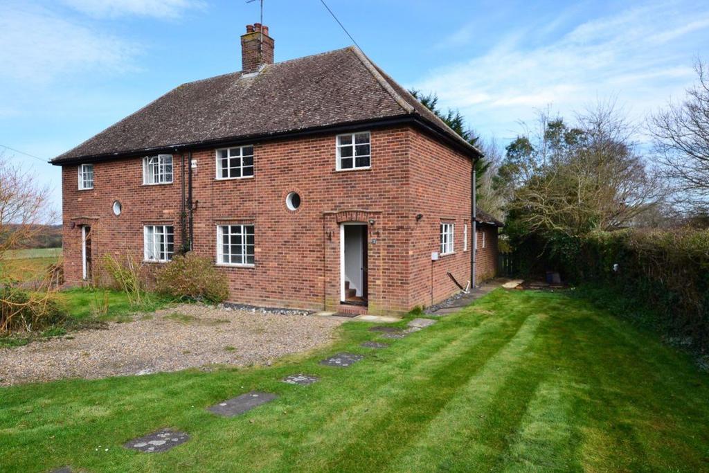 Halls Green, Nr Weston, Hertfordshire 3 bed cottage £1,250 pcm (£288 pw)
