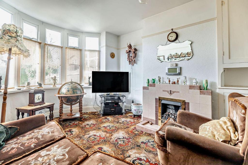 8548053-interior18-800.jpg