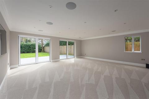 6 bedroom detached house for sale, Royal Avenue, Whitstable