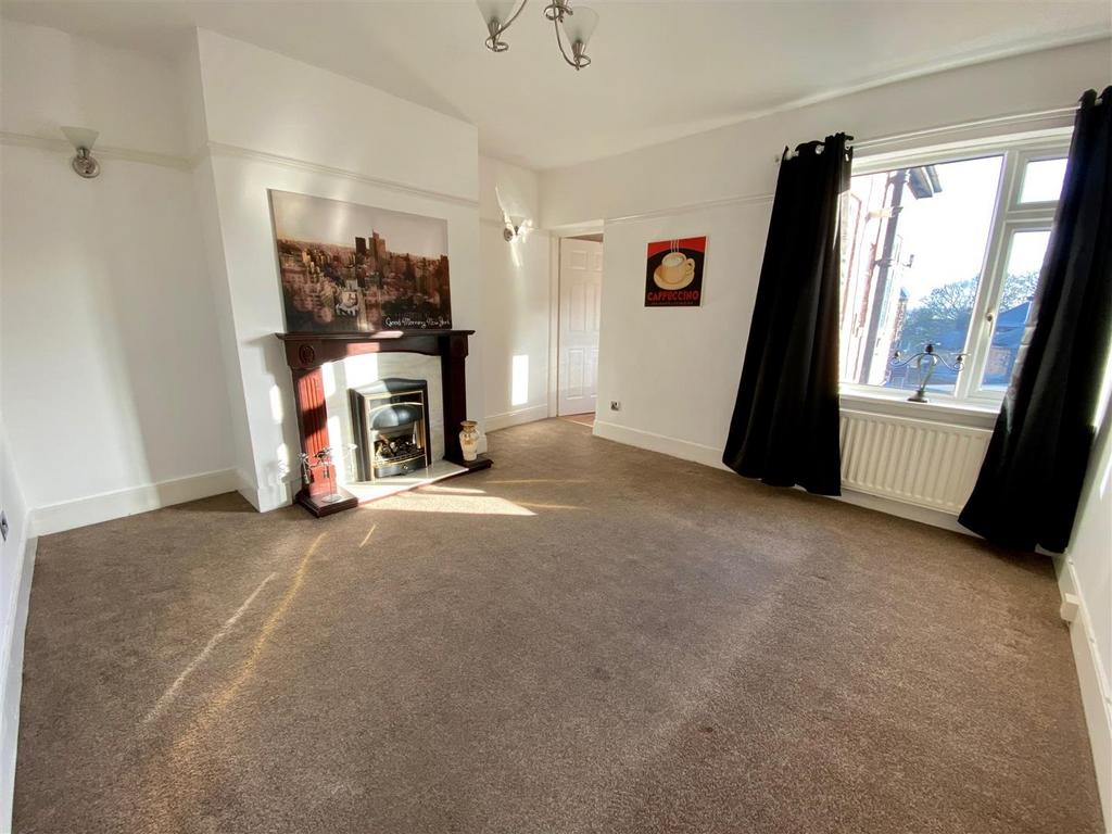Wesley Street, Low Fell, Gateshead 3 bed apartment £695 pcm (£160 pw)