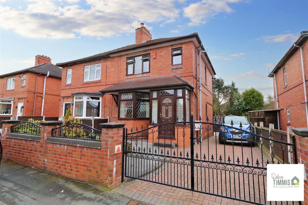 Blakelow Road, Abbey Hulton, StokeOnTrent 3 bed semidetached house