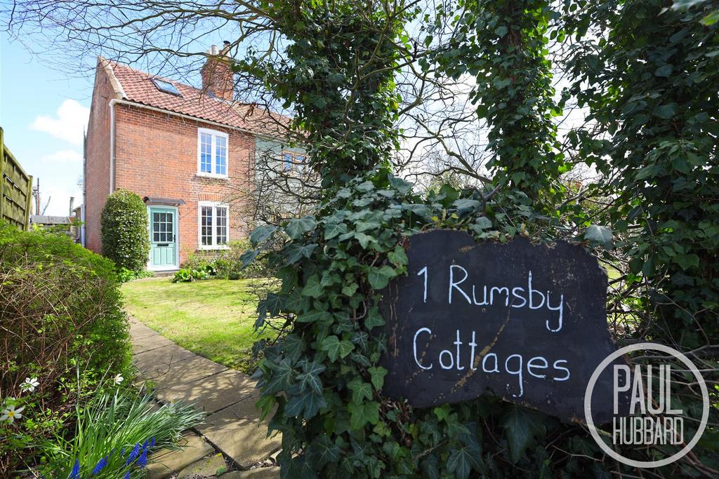 Rumsby Cottages, Gisleham, NR33 2 bed cottage for sale £240,000