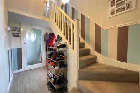 11 Broadway, Scarborough, YO12 6BG