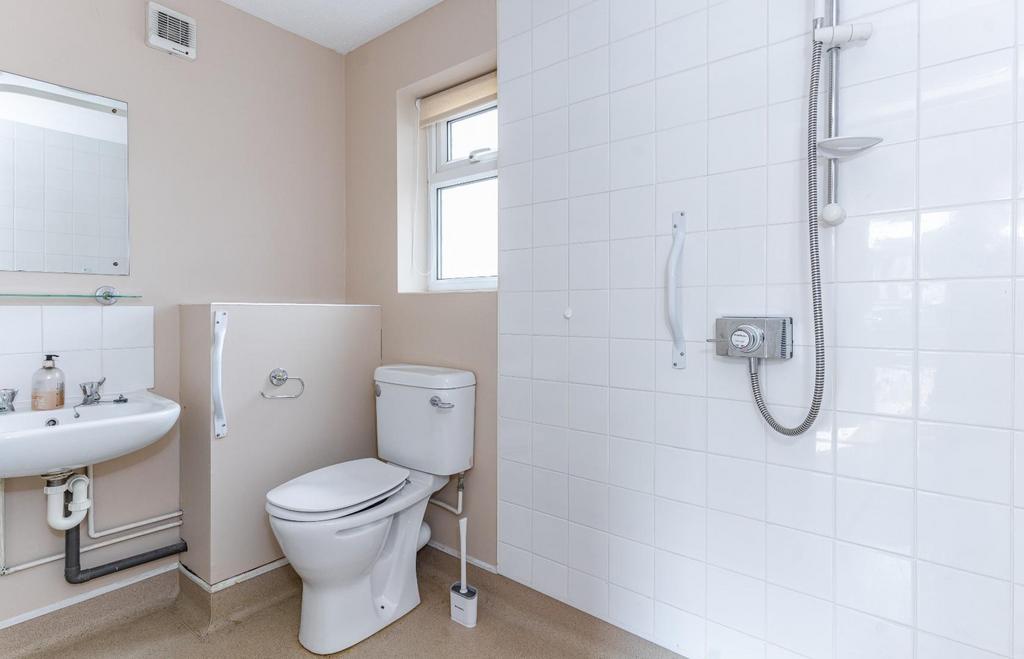 Ground Floor Wet Room