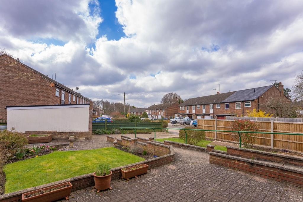 Garden & Garage