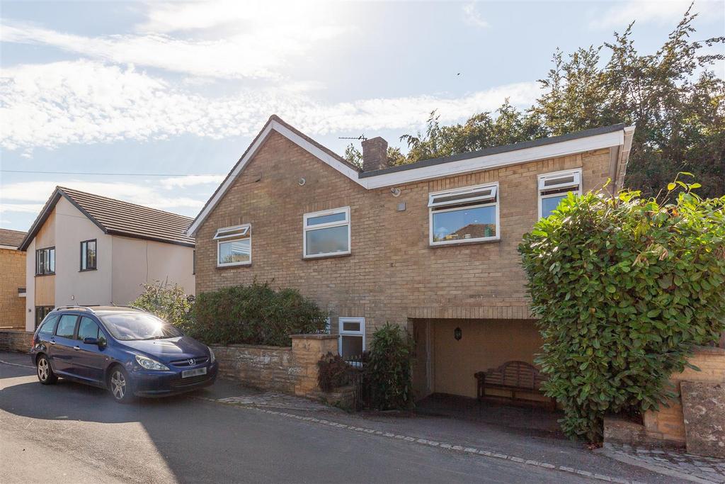 Hill Rise, Woodstock OX20 4 bed detached house for sale £525,000