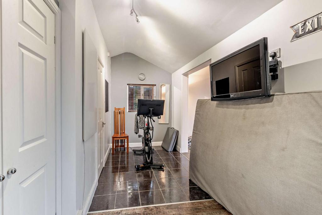 8547653-interior38-800.jpg