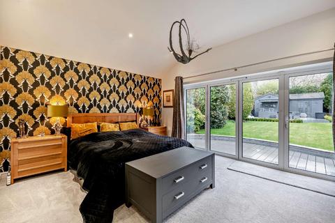 13 Longbridge Road, Lichfield, WS14 9EL