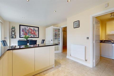 10 Kendall Place, Medbourne, Milton Keynes, MK5 6LR