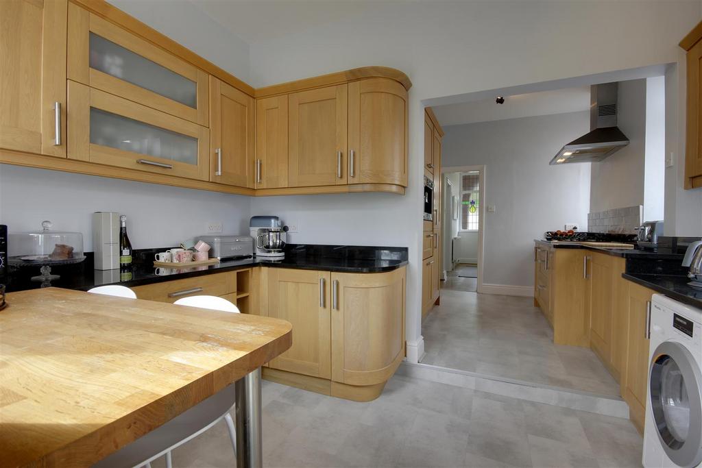 Breakfast Kitchen