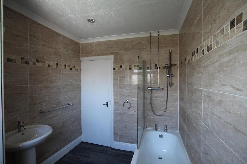 Grassington Road, Nottingham 3 bed detached house £1,120 pcm (£258 pw)