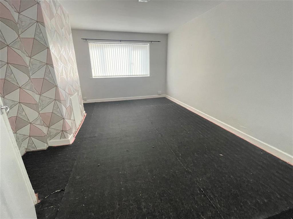 Park Avenue, Swillington, Leeds 3 bed end of terrace house for sale £