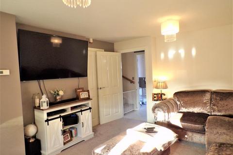 3 bedroom house for sale, Beaumont Grove, Cottingham, Hull, HU16 5GJ