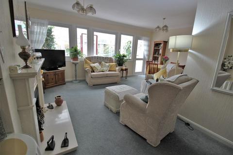 26 Dorothy Evans Close, Bexleyheath, DA7 6AJ