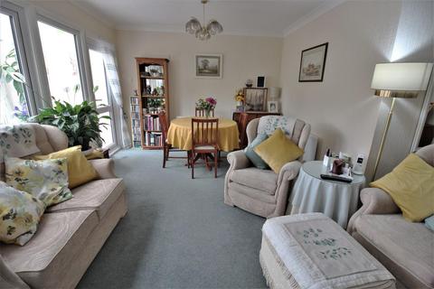 26 Dorothy Evans Close, Bexleyheath, DA7 6AJ