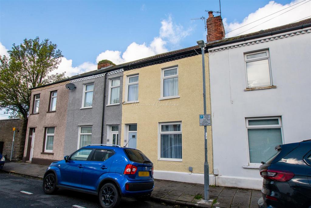 Cardigan Street, Cardiff 2 bed terraced house £290,000