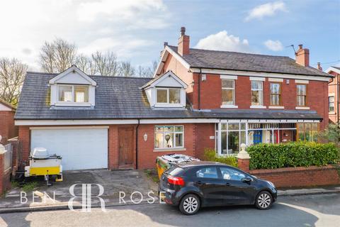 5 bedroom semi-detached house for sale - Blackburn Road, Heapey, Chorley
