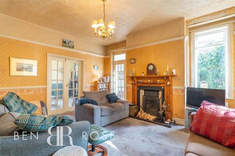 140 Blackburn Road, Heapey, Chorley, PR6 8LN