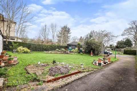 110 Abbots Road, Abbots Langley, WD5 0BH