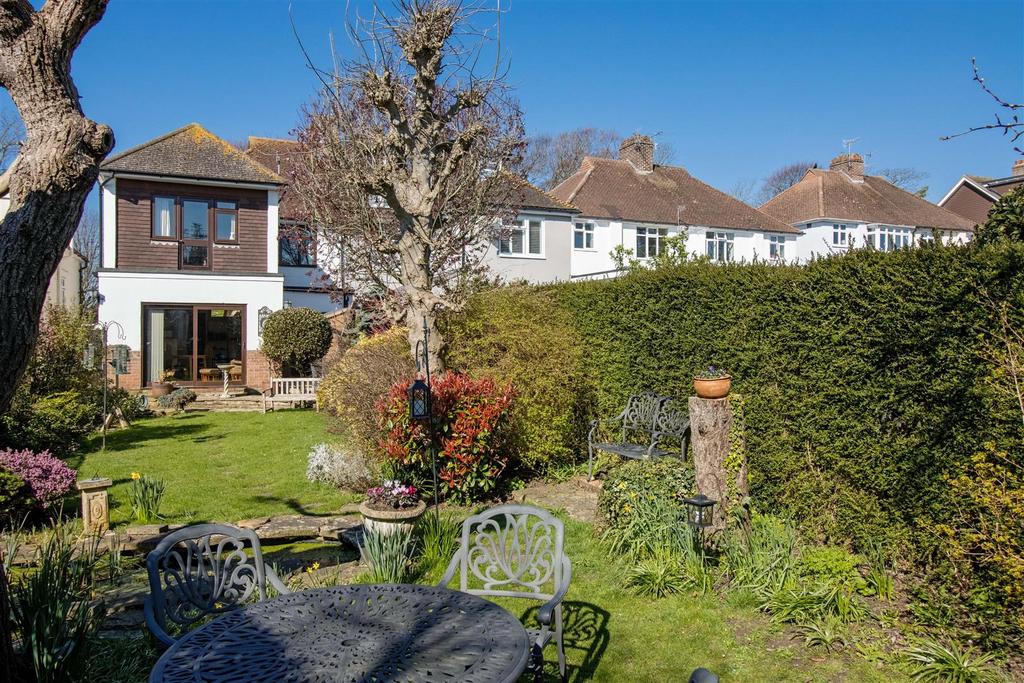 Parkside, ShorehamBySea 3 bed semidetached house for sale £700,000