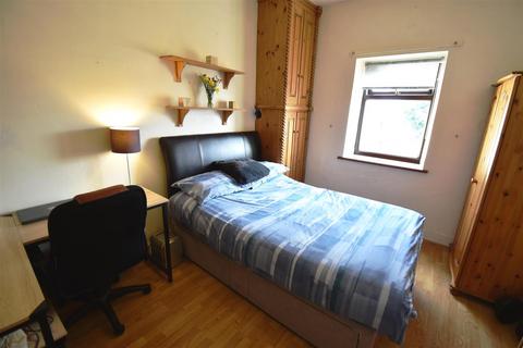 3, Breezemount Alma Road, Tideswell, Buxton, SK17 8LS