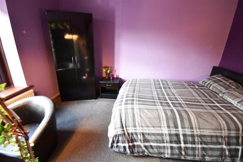 3, Breezemount Alma Road, Tideswell, Buxton, SK17 8LS