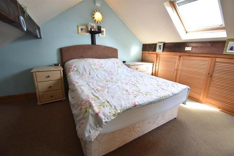 3, Breezemount Alma Road, Tideswell, Buxton, SK17 8LS