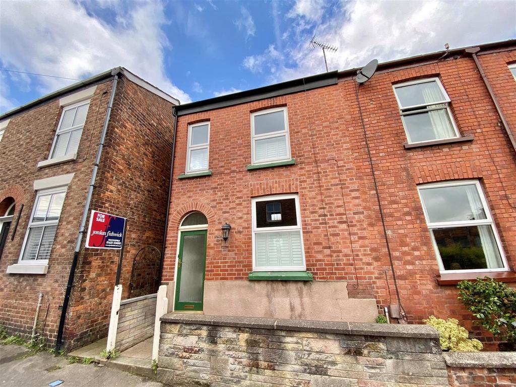 Bridge Street, Macclesfield 2 bed terraced house for sale £270,000