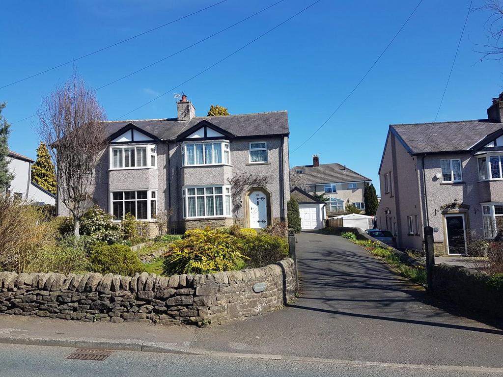 Gisburn Road, Barrowford, Nelson 3 bed semidetached house for sale £