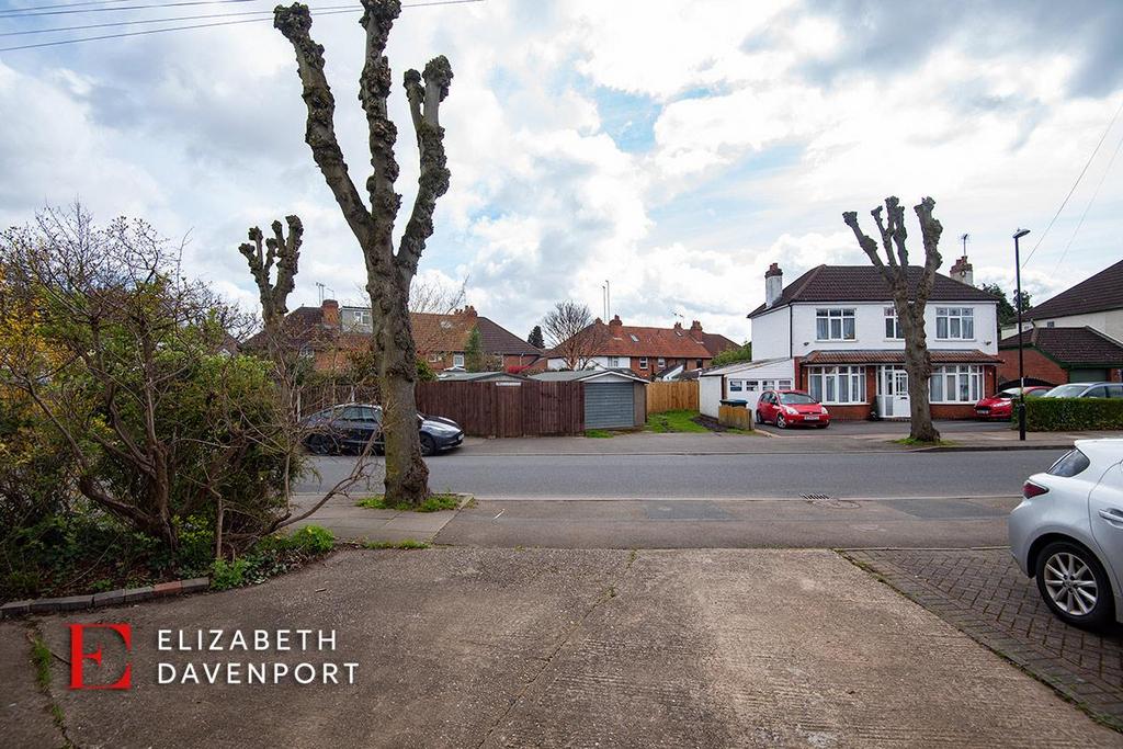 Wainbody Avenue North, Coventry 4 bed semidetached house £425,000