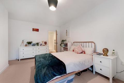 10, Norris House Union Lane, Isleworth, TW7 6GS