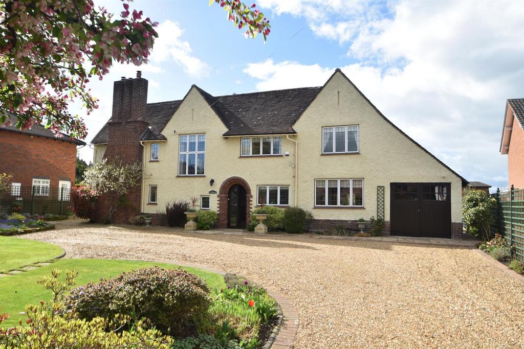 Lythstow, 98 Lyth Hill Road, Bayston Hill, Shrewsbury SY3 0AT 5 bed
