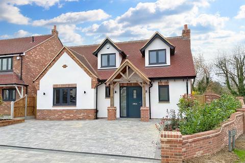 110a Mill Road, Stock, Ingatestone, CM4 9LN