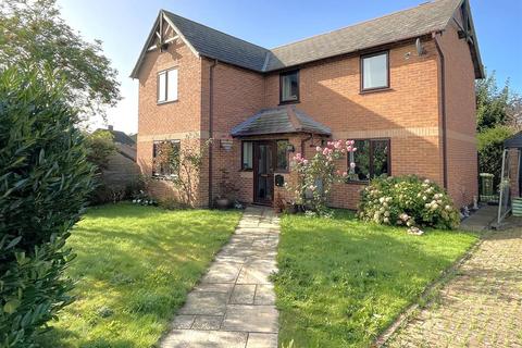 4 bedroom detached house for sale - Lime Grove, Bottesford