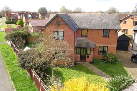 4 bedroom detached house for sale - Lime Grove, Bottesford