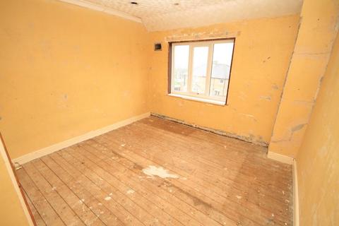 100 Averingcliffe Road, Bradford, BD10 9HE