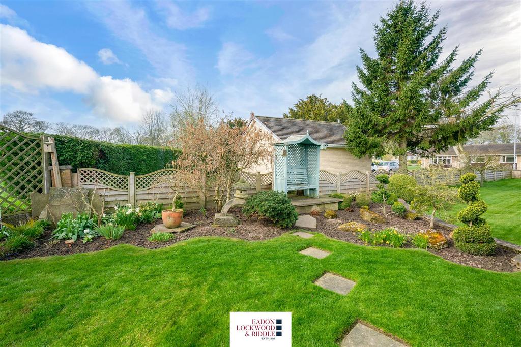 Garden 3.jpg