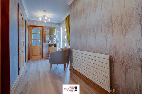 8 Copper Beech Crescent, Hooton Levitt, Rotherham, S66 8PJ