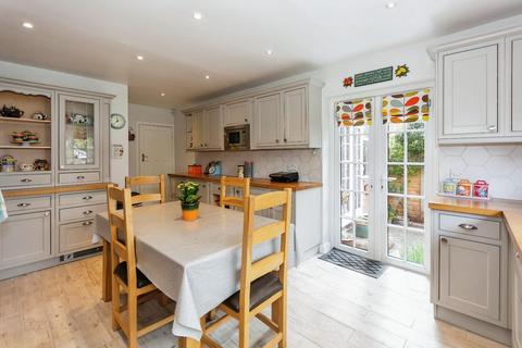 47 Ladbrook Road, Solihull, B91 3RW