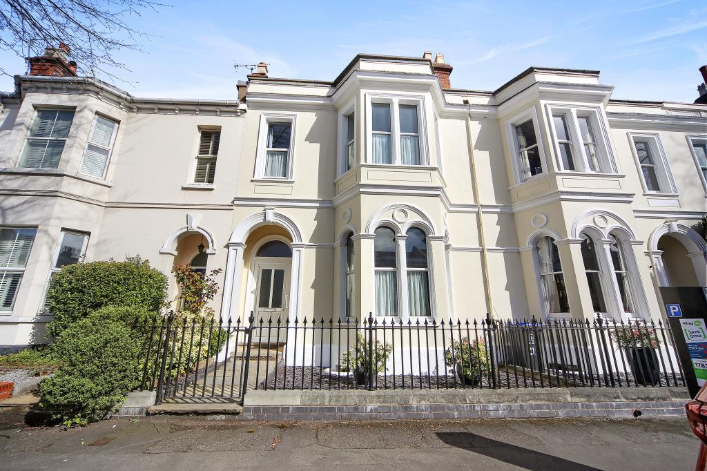 Clarendon Avenue, Leamington Spa 5 bed terraced house for sale £640,000