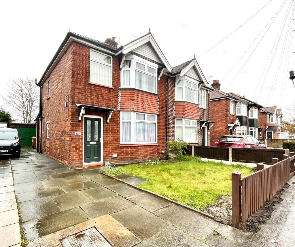 Warmingham Lane, Middlewich 3 bed semidetached house £800 pcm (£185 pw)