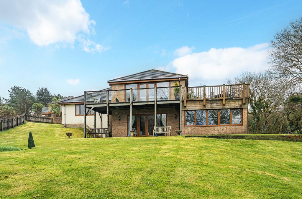 Bowood Park, Lanteglos, Camelford, Cornwall 4 bed detached house for