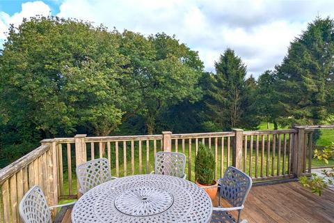 5 Bowood Park, Lanteglos, Camelford, PL32 9LA