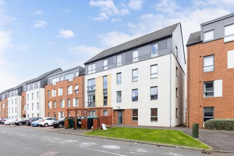 12/5 Ferry Gait Crescent, Edinburgh, EH4 4GR