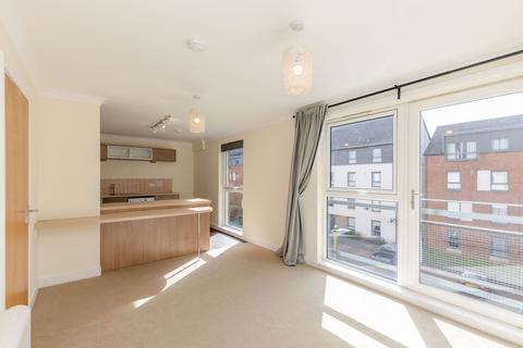 12/5 Ferry Gait Crescent, Edinburgh, EH4 4GR