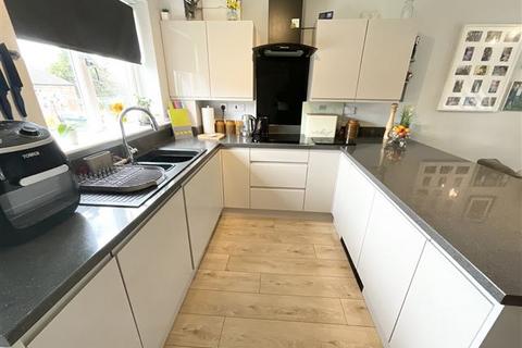 56 Collingham Road, Swallownest, Sheffield, S26 4NW