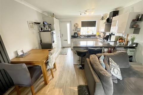 56 Collingham Road, Swallownest, Sheffield, S26 4NW