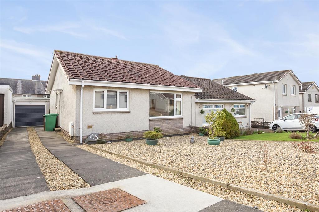 45 Watson Place, Dunfermline, KY12 0DT 2 bed semidetached bungalow for